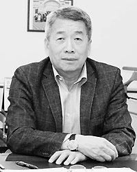 РОМАН КИМ